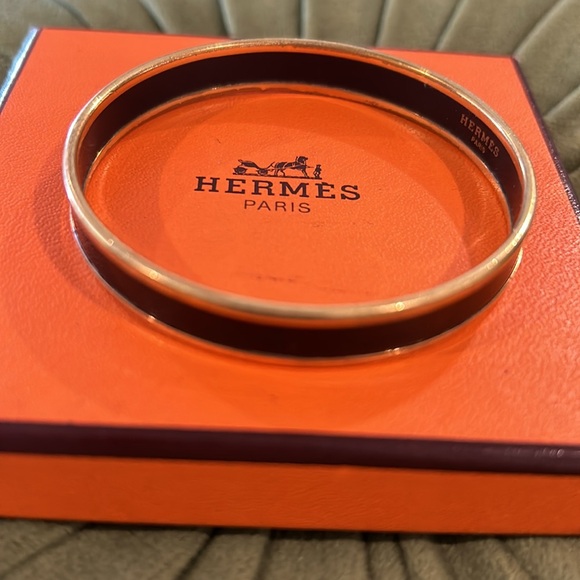 Vintage 🖤💛Hermès Narrow Enamel Bangle🖤💛 - Picture 2 of 7